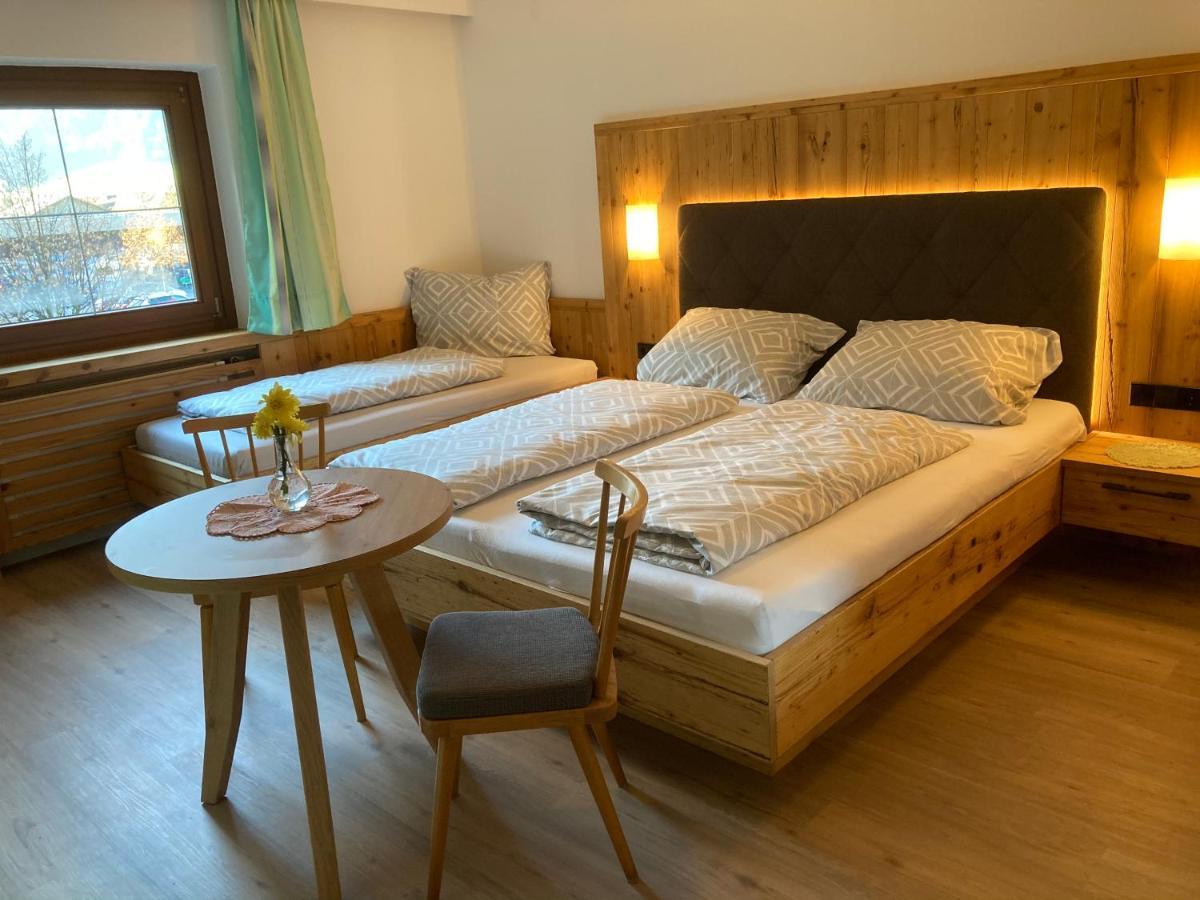 Ferienwohnung Kroell Zell am Ziller Bagian luar foto