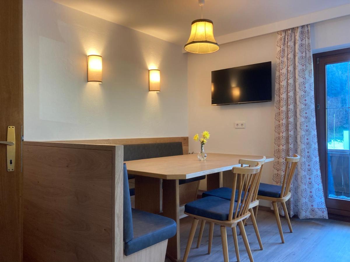 Ferienwohnung Kroell Zell am Ziller Bagian luar foto