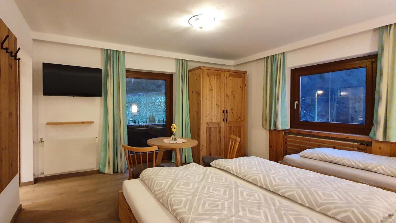 Ferienwohnung Kroell Zell am Ziller Bagian luar foto