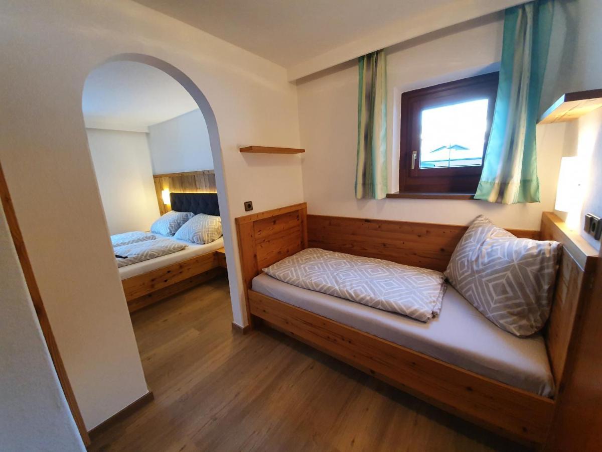 Ferienwohnung Kroell Zell am Ziller Bagian luar foto