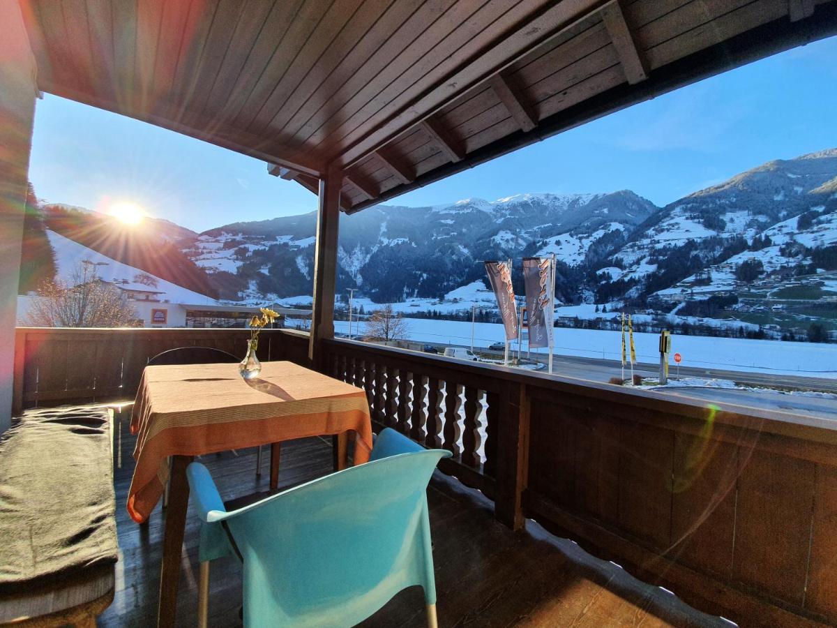 Ferienwohnung Kroell Zell am Ziller Bagian luar foto