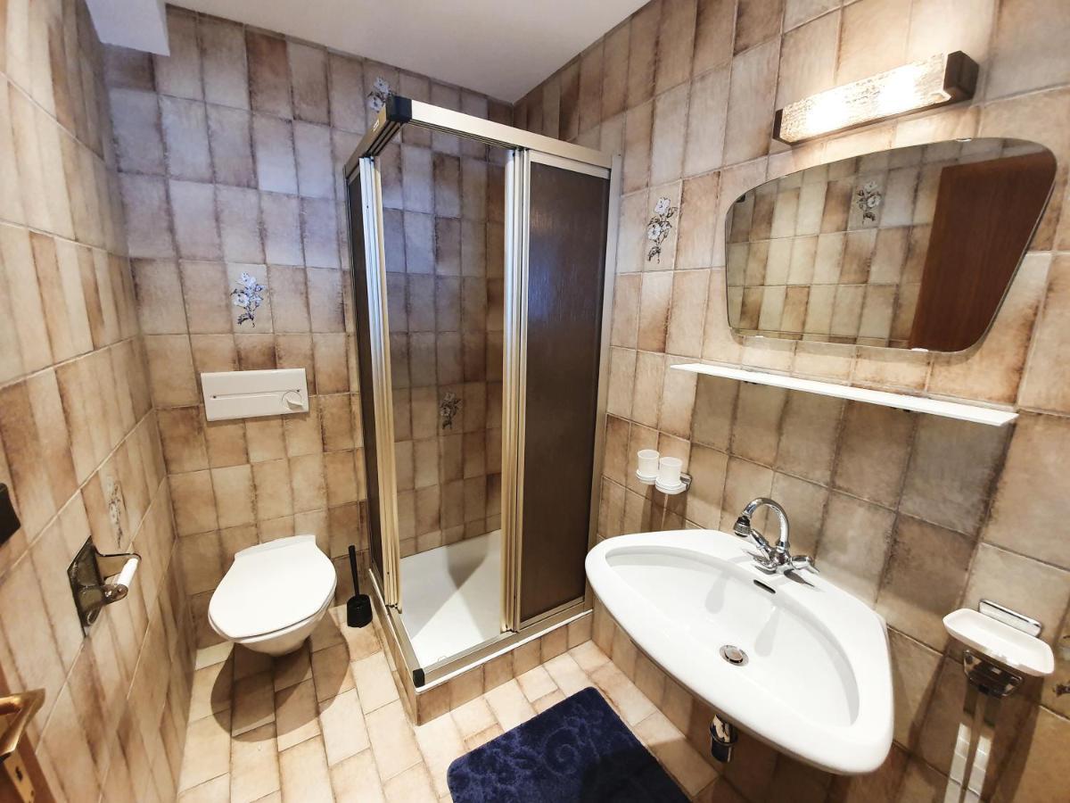 Ferienwohnung Kroell Zell am Ziller Bagian luar foto