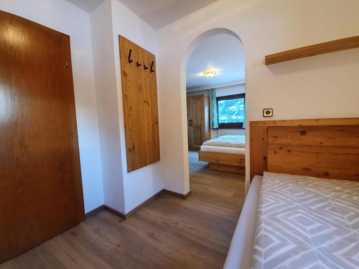 Ferienwohnung Kroell Zell am Ziller Bagian luar foto