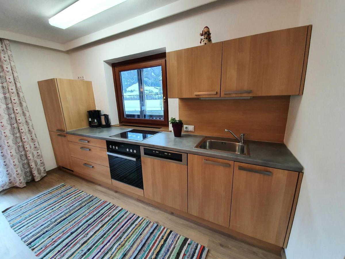 Ferienwohnung Kroell Zell am Ziller Bagian luar foto