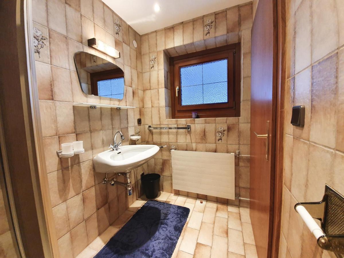 Ferienwohnung Kroell Zell am Ziller Bagian luar foto