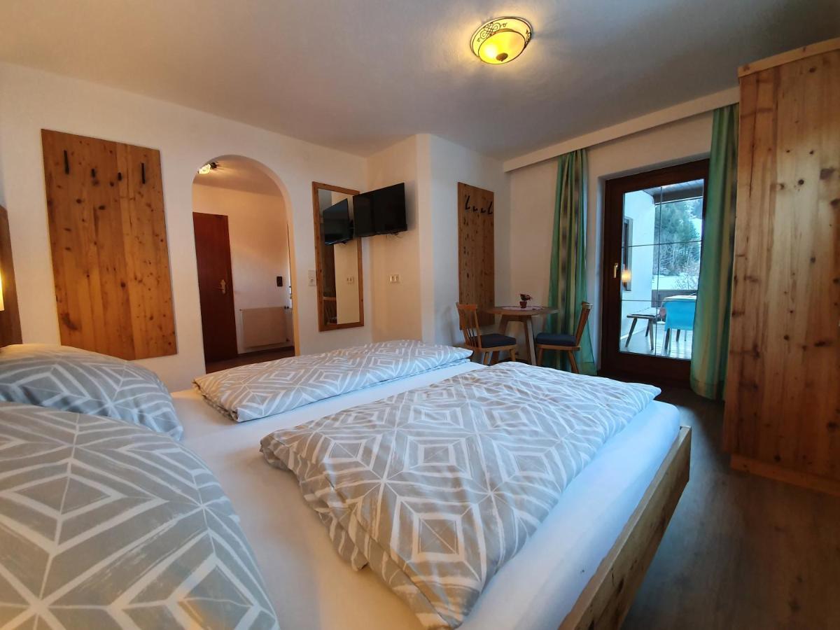 Ferienwohnung Kroell Zell am Ziller Bagian luar foto