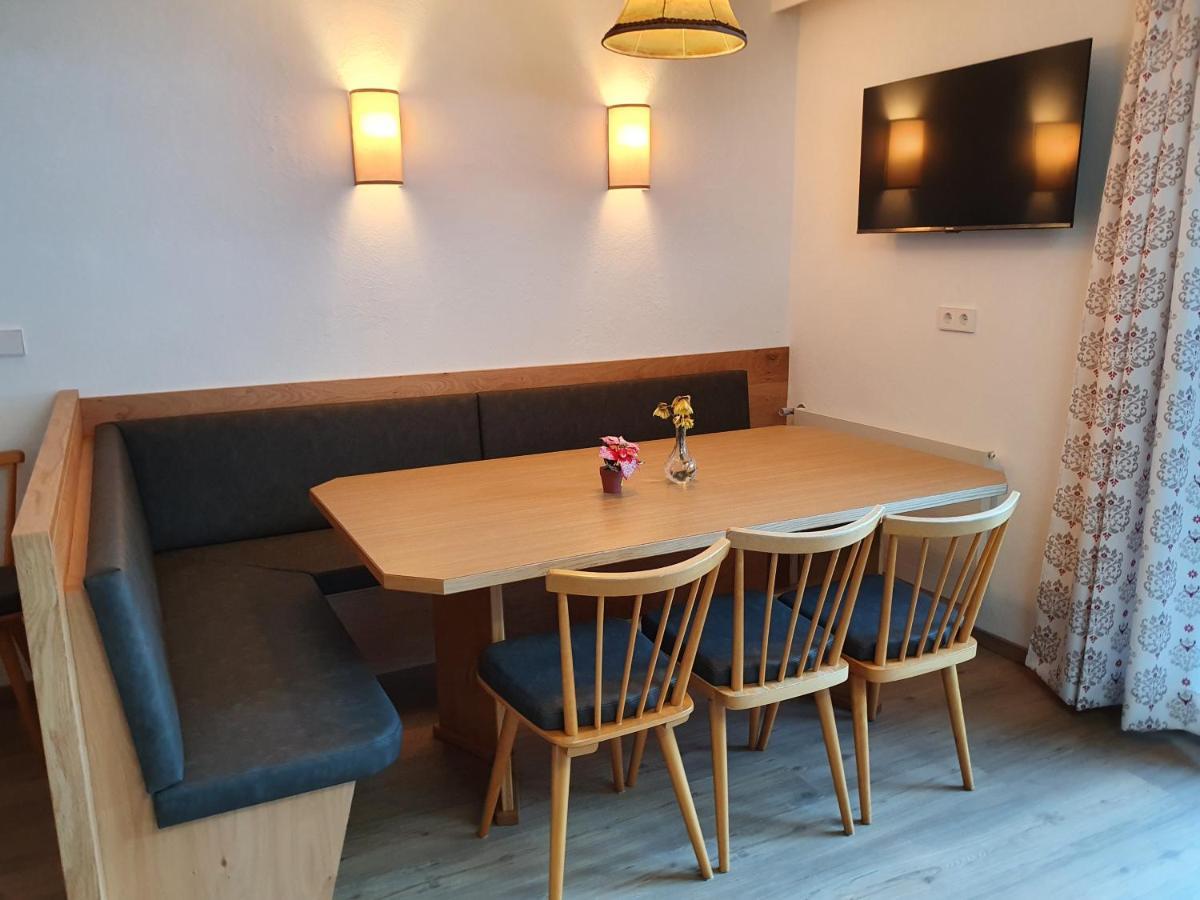 Ferienwohnung Kroell Zell am Ziller Bagian luar foto