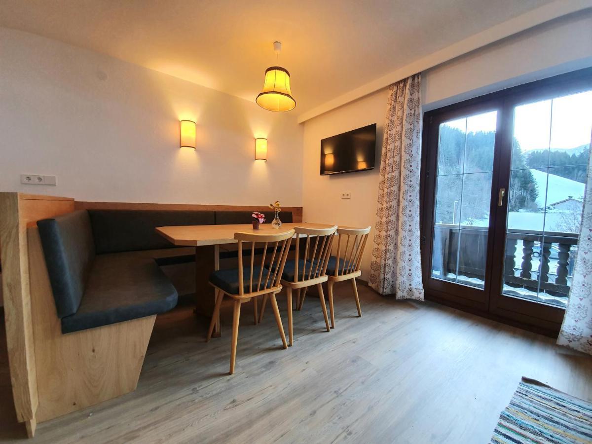 Ferienwohnung Kroell Zell am Ziller Bagian luar foto